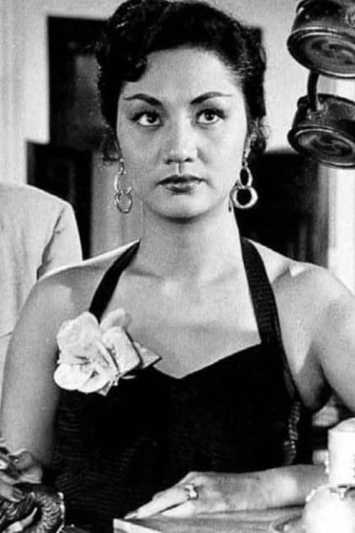 Lu Biyun as Mrs. Hsia, the nanny