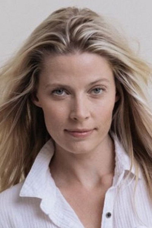 Cæcilie Liv Carlsen as Drop off Driver