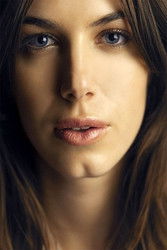 Nuria De La Fuente as Paola