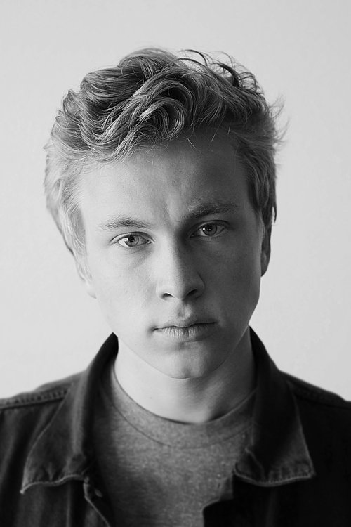 Brendan Shannon as Eric