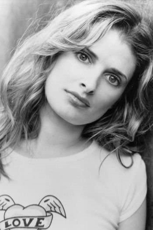 Chelsea Lagos as Cheryl