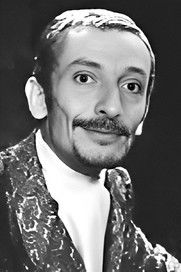 Jacques Herlin as L'homme du phare