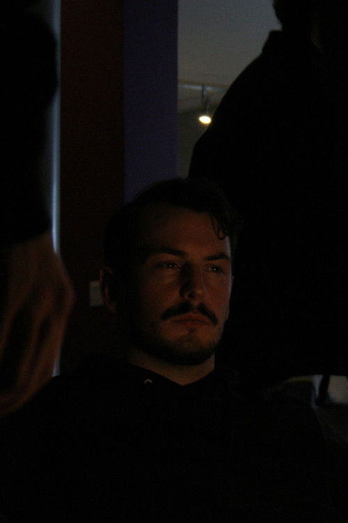 Eric Damas as Le Tueur aux foulards