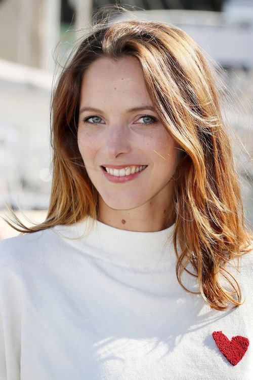 Élodie Varlet as Alice