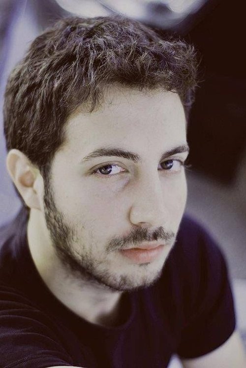 Yiğit Yapıcı as Hakan Kara