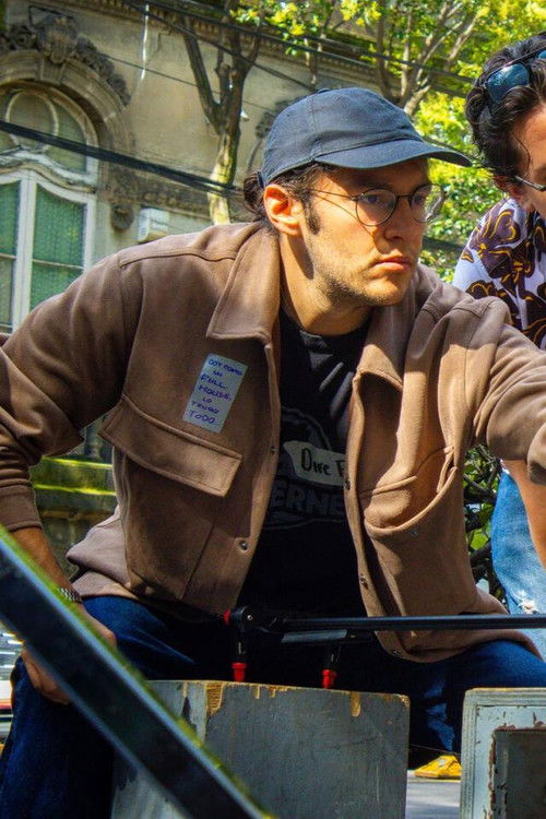 Eric Altamirano as Estéric