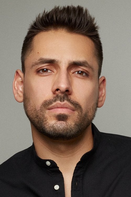 Alejandro Oliva as Pedro