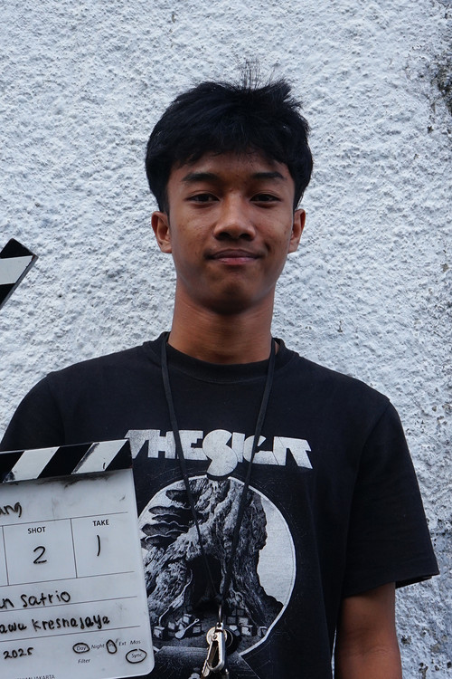 Ar Rauufu Rizky Ramadhandi as Banyu