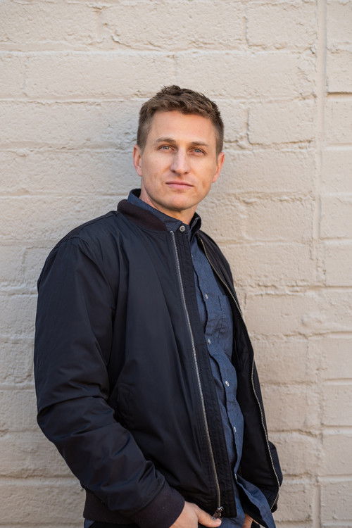 Dk Reinemer as The Minstrel