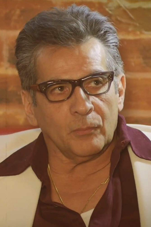 Louis Perez as Mexican