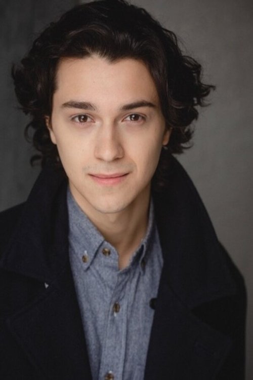 Ignacio Diaz-Silverio as Travis