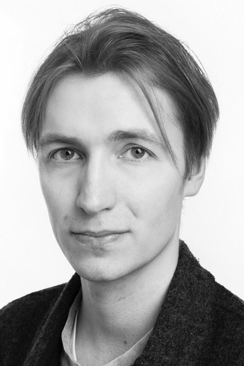 Sander Roosimägi as August