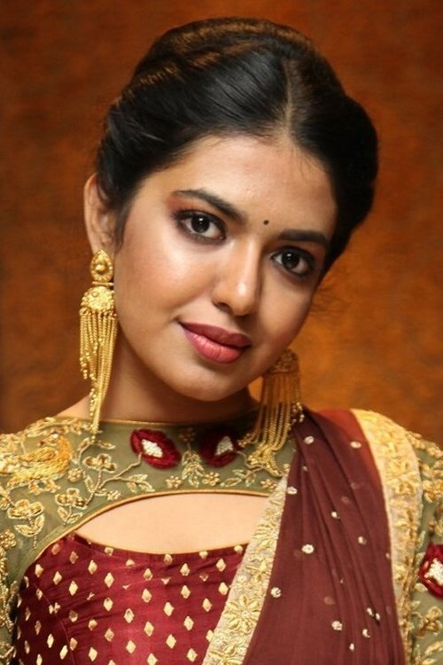 Shivani Rajashekar as Maha