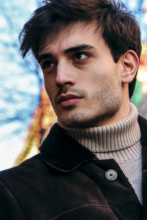 Lorenzo Lancellotti as Nino