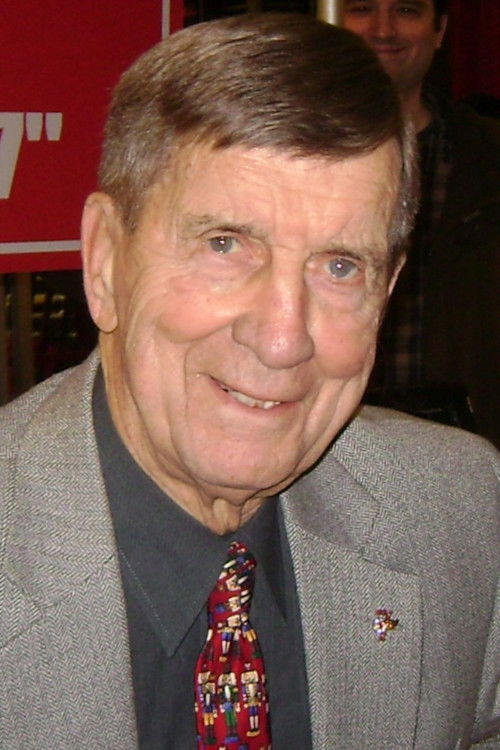 Ted Lindsay as Self