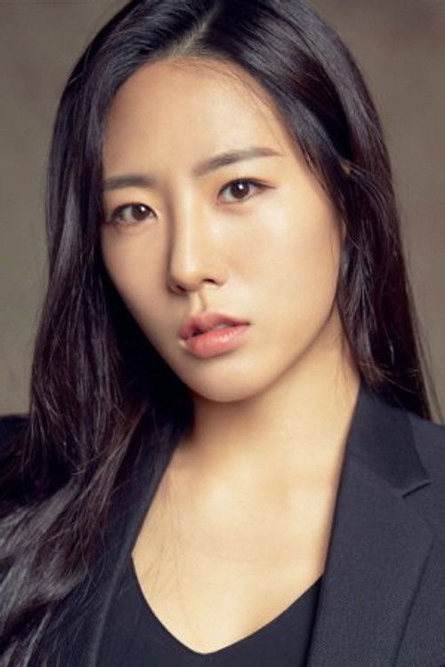Lee Sang-hwa as 