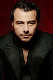 Muratt Atik as Aslan