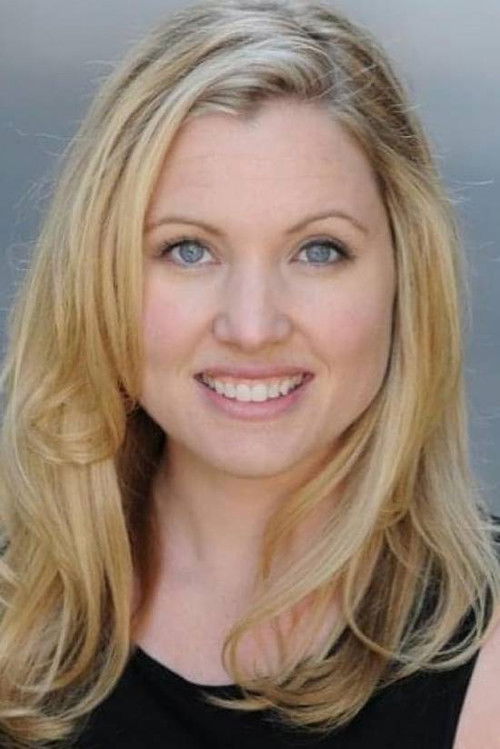Lindsay Wray as Jennifer Wingo