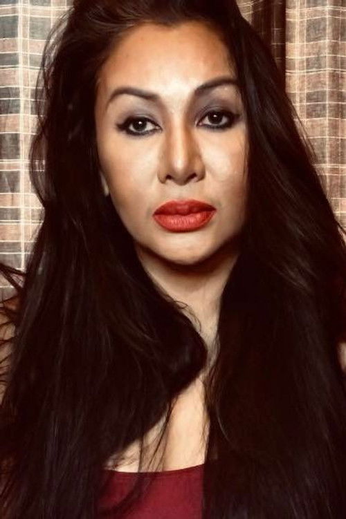 Fe GingGing Hyde as The Filmmaker