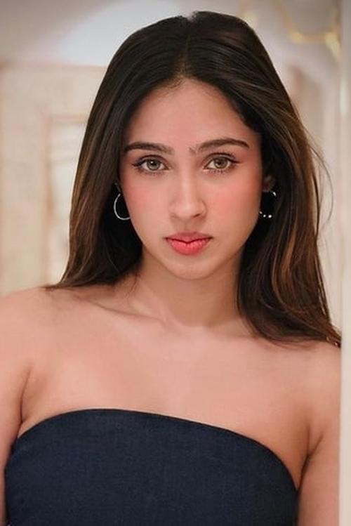 Pashmina Roshan as Sanya