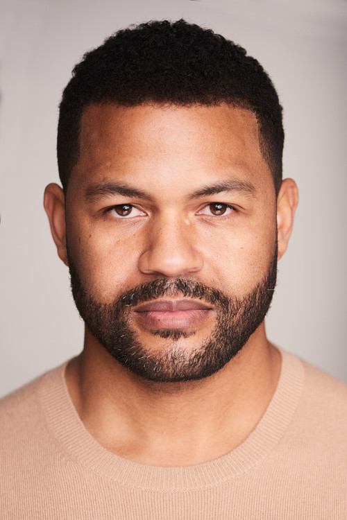 Kristofer Gordon as Agent Washburn