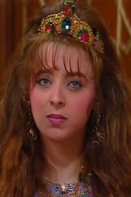 Abeer Al Sharqawi as Suzy / Susu