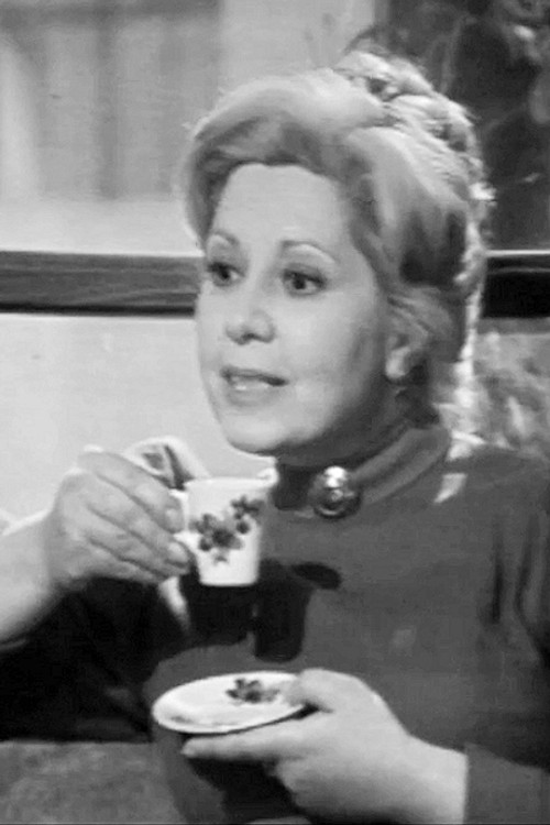 Maria Marmarinou as Ρόζα