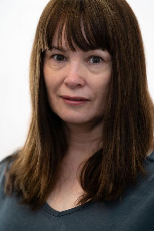 Lesley Sim as Mildred