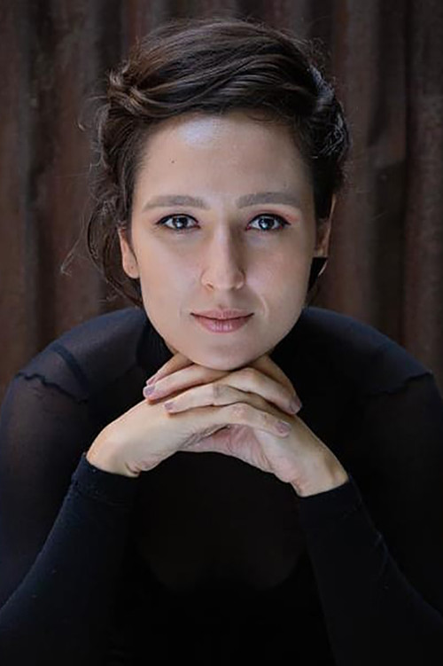 Adassa Martins as Camila