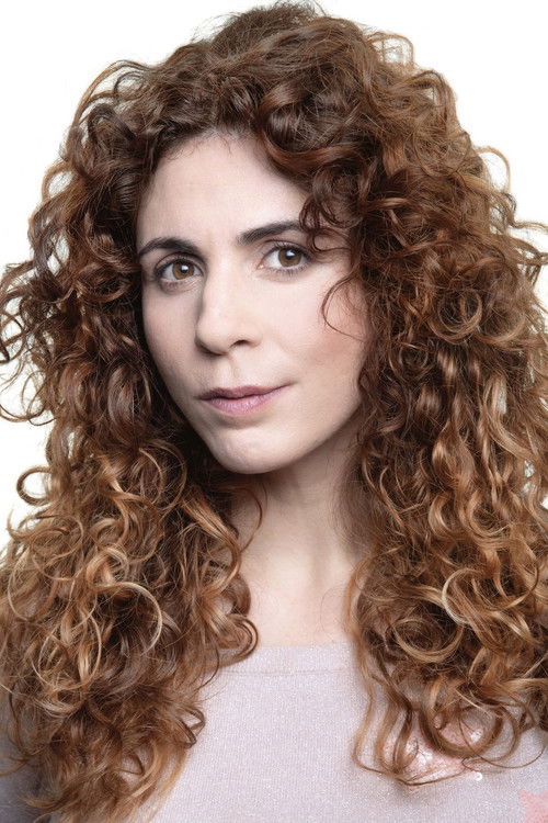 Claudia Cara as Giovanna