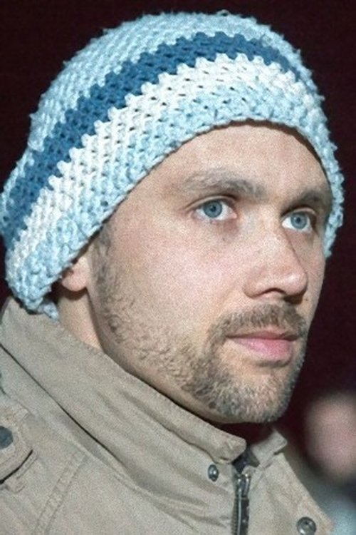 Michael David Pate as Cop