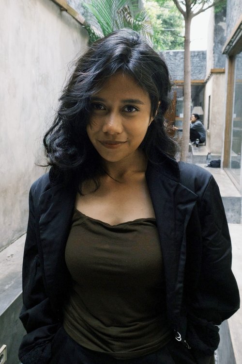 Marcelina Delaily as Putri