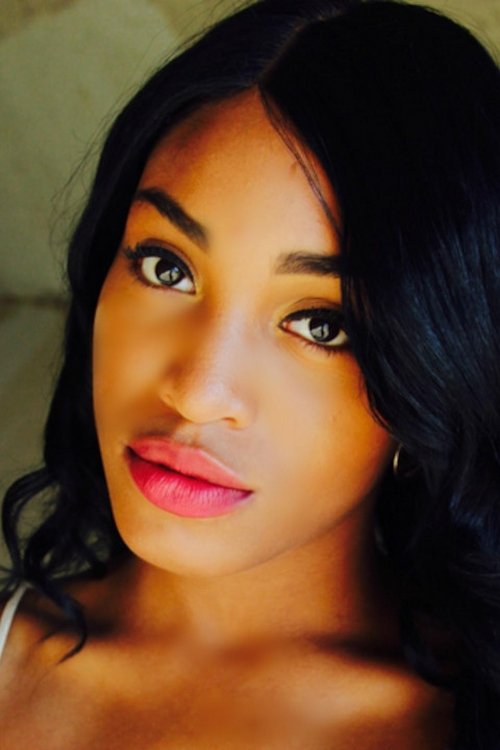 Kelsey Delemar as Opal