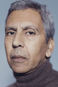 Rachid Bouchareb as Salah