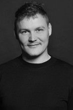 Stig Reggelsen Skjold as Niels