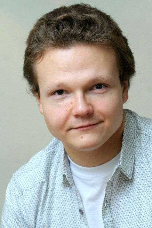 Aleksandr Bykovsky as Tolstiy