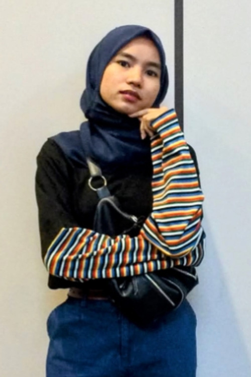 Latifah Annur as Herself