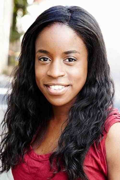 Belinda Jombwe as Ensign Washington