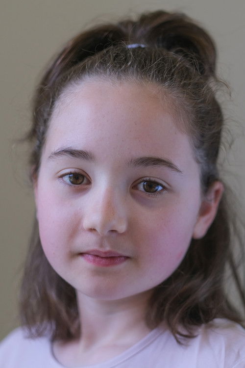 Sheherazade Makhoul Farrell as Rasha