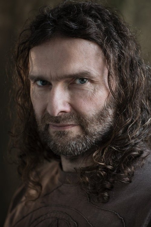 Peter Cosgrove as Rhodri