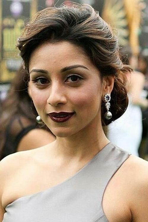 Amrita Puri as Arzoo