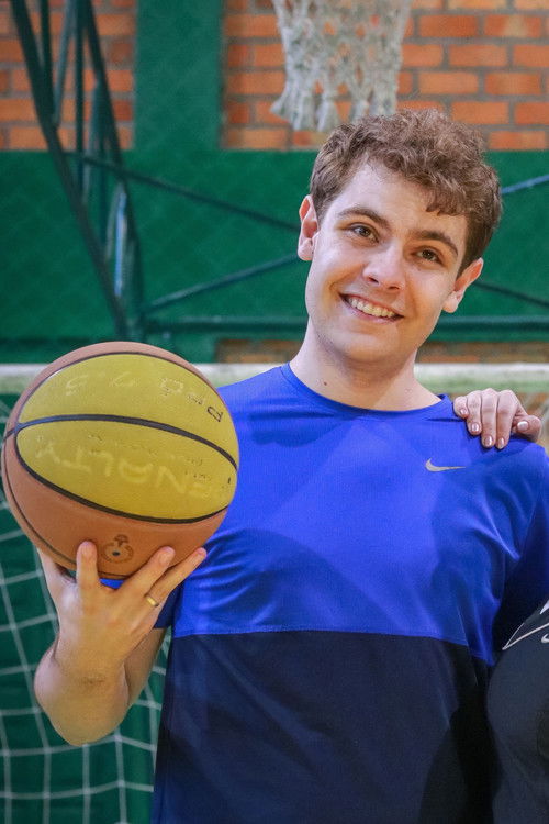 Guilherme Beck Scolari as Gabriel