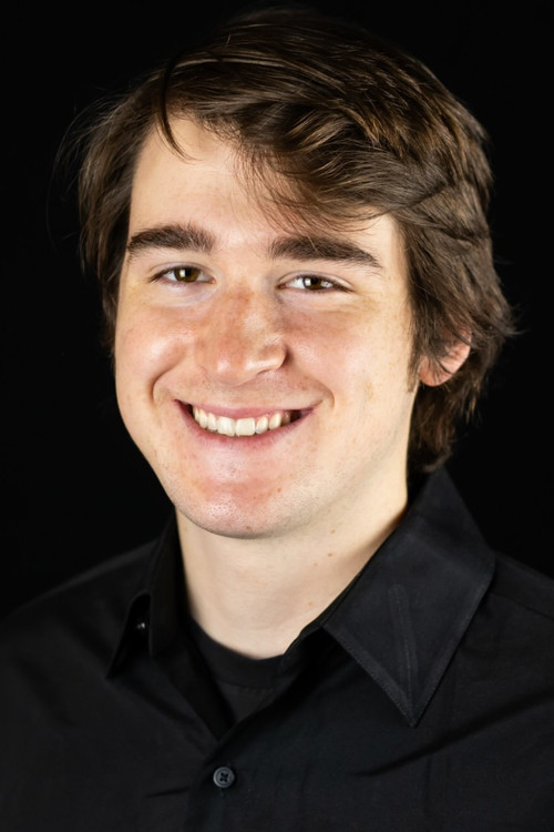 Luke Pacchioli as Chet "Big Cheddar" Furlong