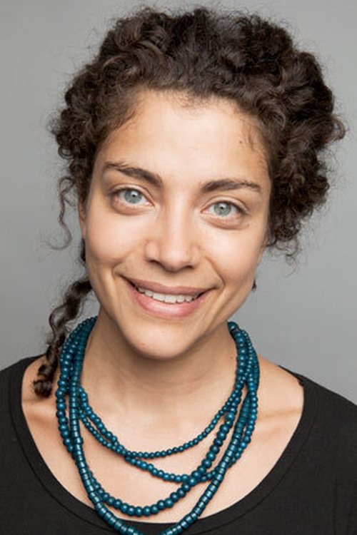 Siham Shurafa as Aissa