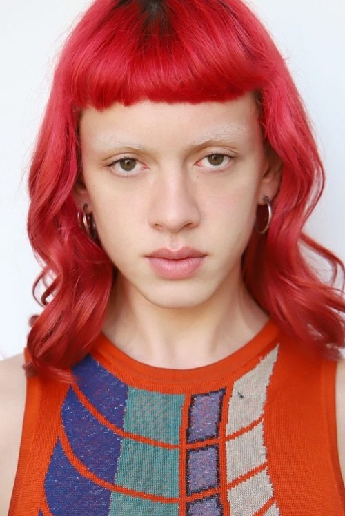 Dustin Muchuvitz as Dustin