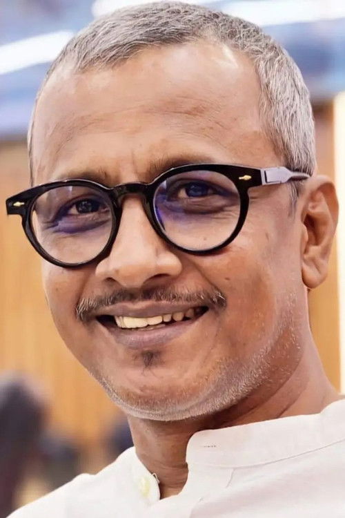 Kamruzzaman Kamu as Kamruzzaman Kamu