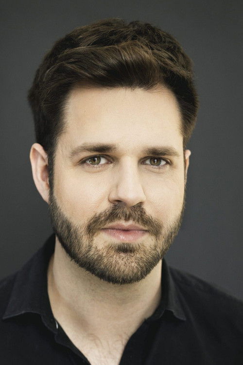 Philippe Gougeon as Simon