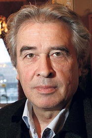 Staffan Scheja as Self