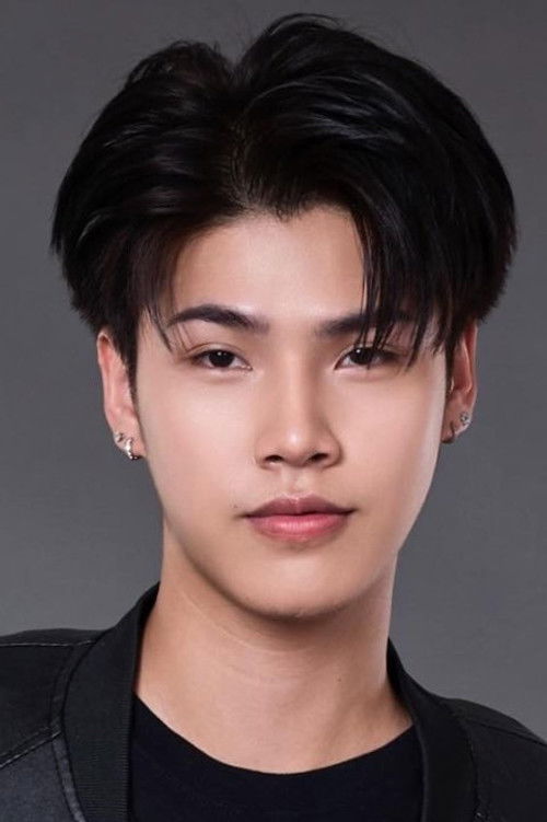 Kittipong Kraibudda as Football