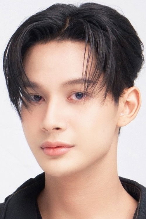 Jiraphat Sodjam as Frank